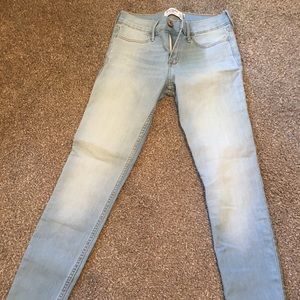 Abercrombie and Fitch girls Jeans